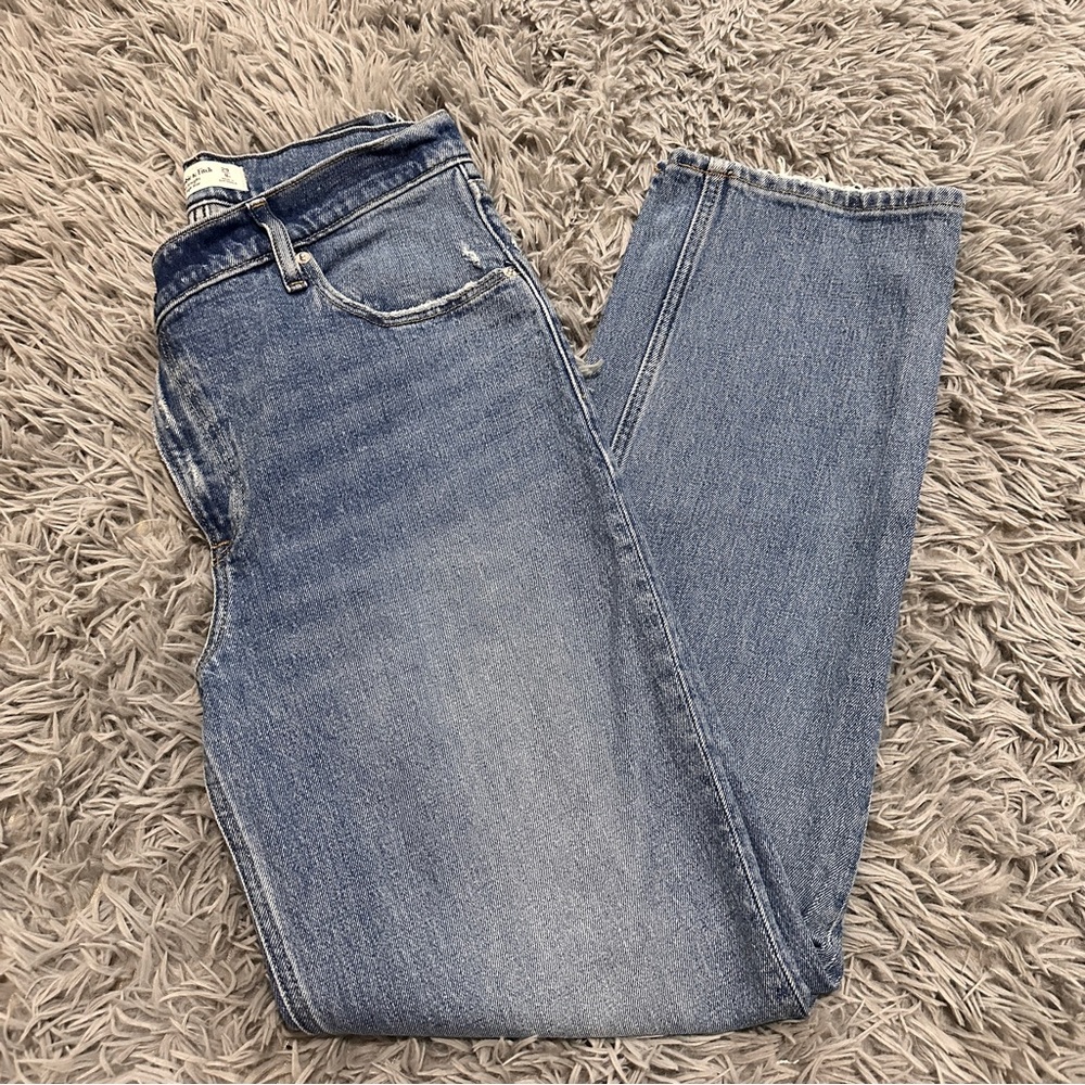 Abercrombie & Fitch The 90’s Straight Ultra High Rise